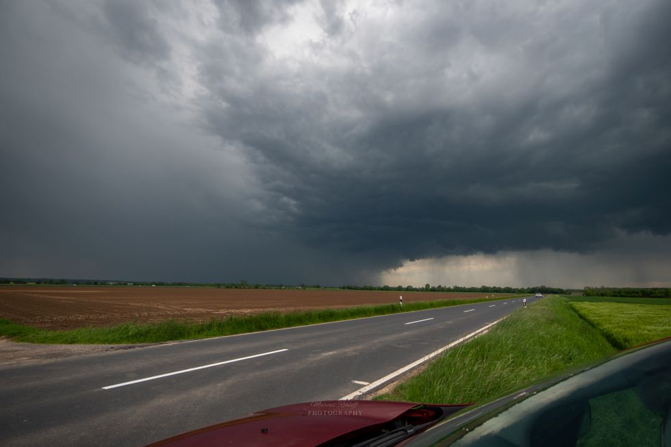 Dieses Bild zeigt die Gewitterzelle, welche zuvor bei Swisttal Miel eine Funnelcloud entwickelte.